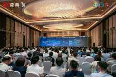 弘阳服务于2021年度中国物业服务力峰会上荣获三个“服务力”大奖
